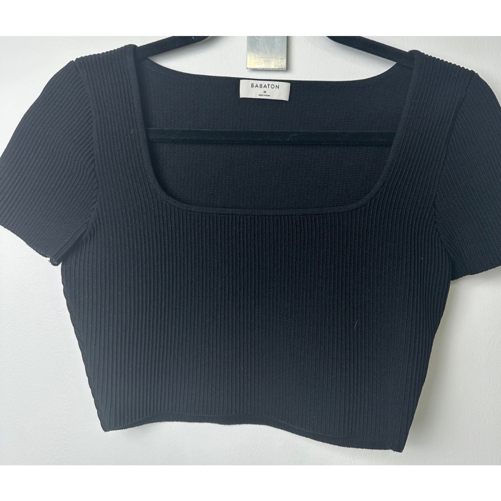 BABATON Aritzia M Black Ribbed Sculpt Knit Cap Sleeve Cropped Stretch Top B8